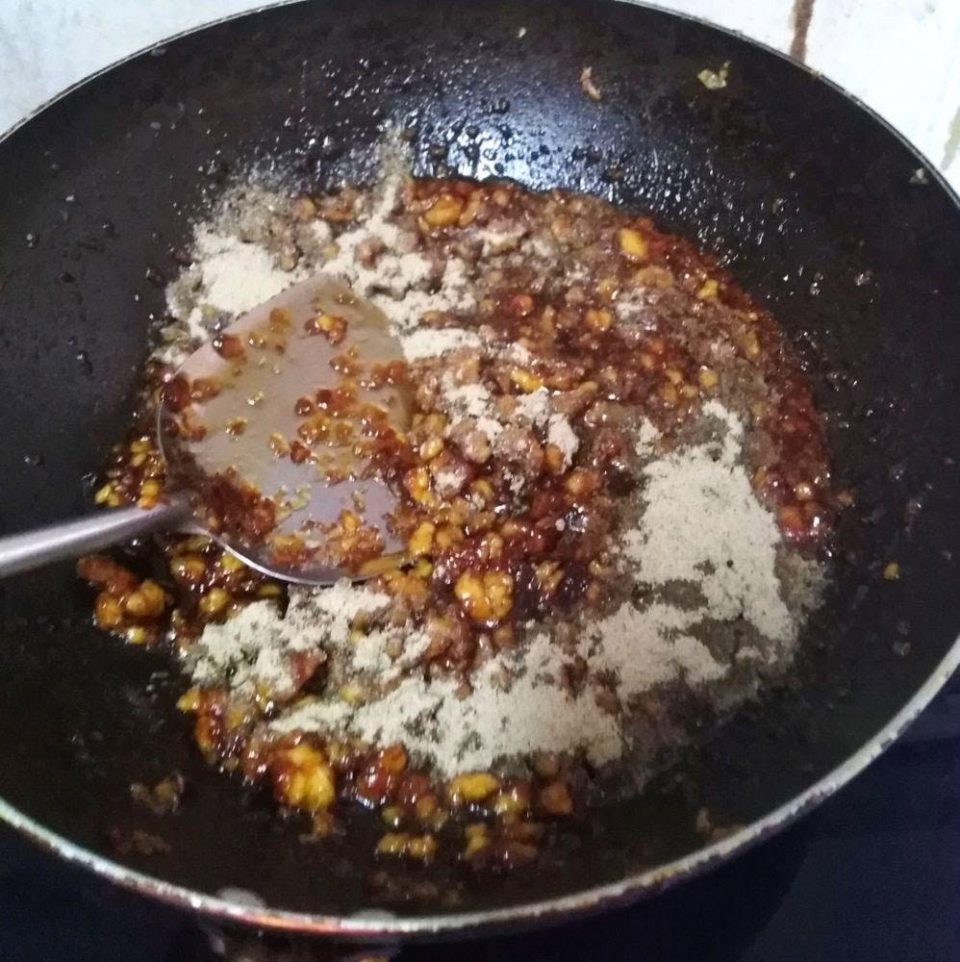 ขนมปั้นขลิบไส้ไก่ (ปั้นสิบ) 3 484752131 9327240144012431 5798801177694309941 n
